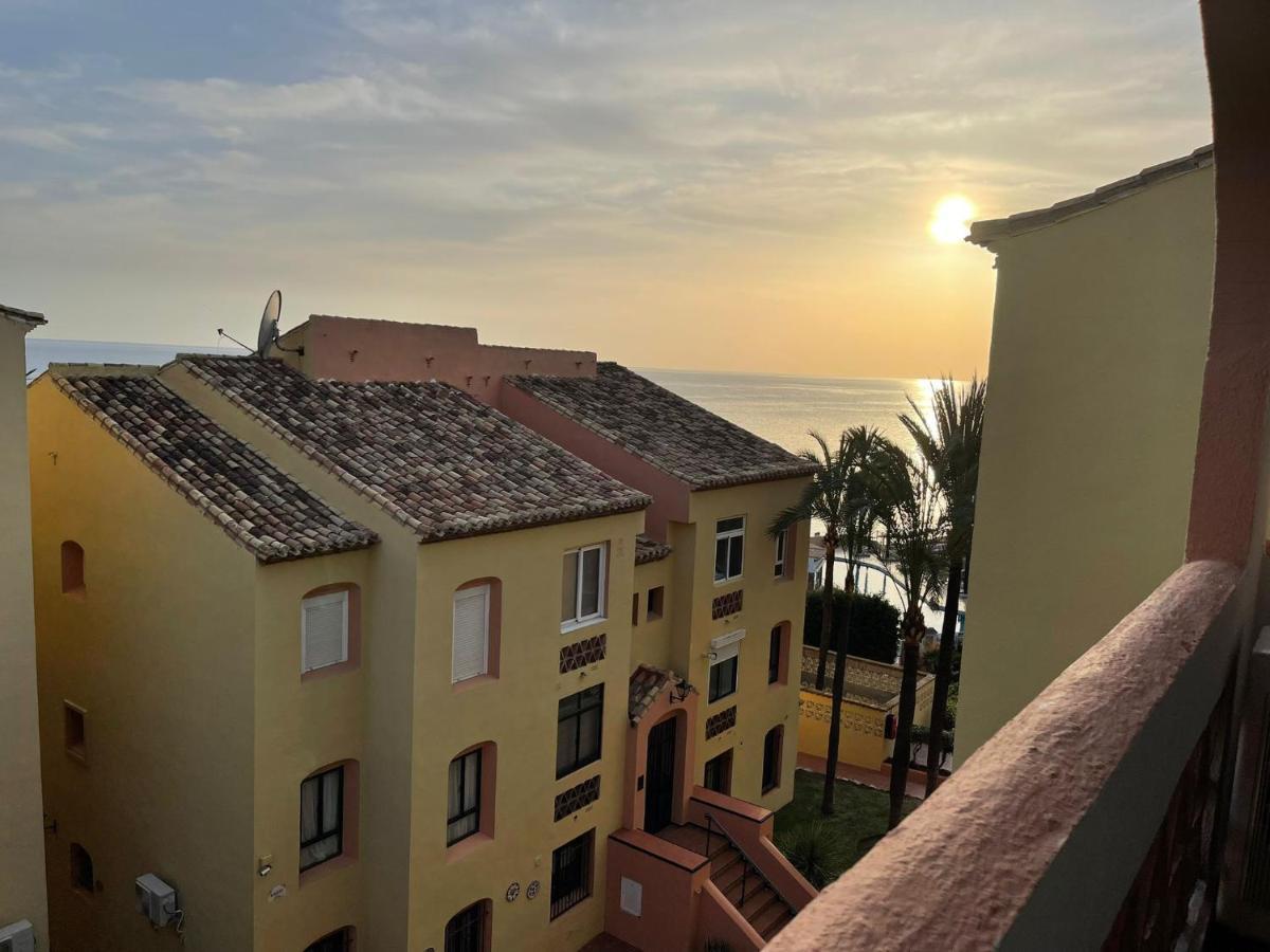 Апартаменти Lolita Sol Y Mar - Urbanizacion Donalola - Sitio De Calahonda Ла-Кала-де-Міхас Екстер'єр фото
